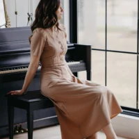 Elizabeth Beige Dress elegant dress